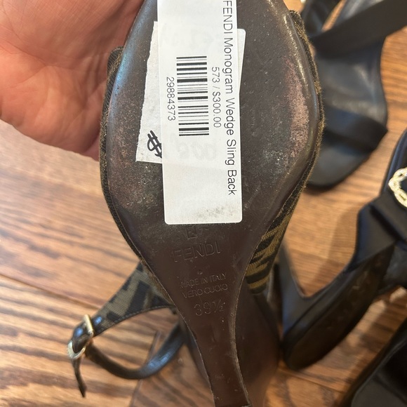 Fendi - Picture 5 of 5